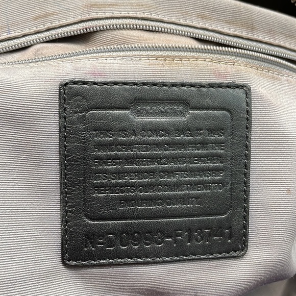 Coach faux leather and canvas shoulder bag 16x14 - Picture 7 of 10